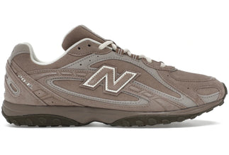 New Balance 204L Mushroom Arid Stone