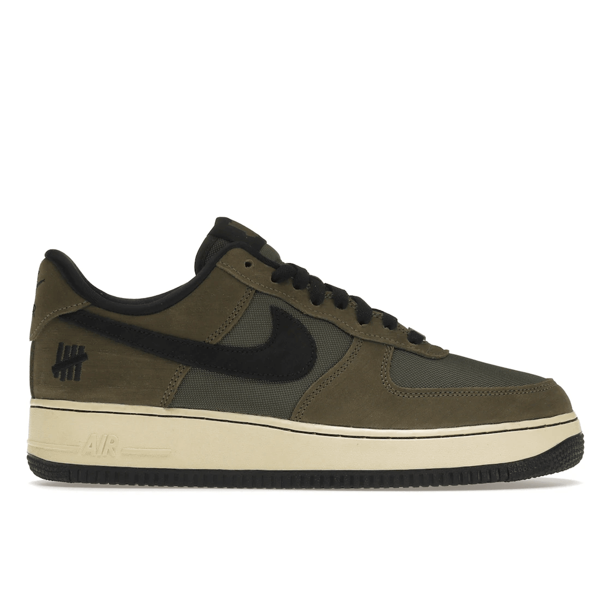 Air Force 1 Low SP Undefeated Ballistic Dunk vs. AF1 - Sneakerzone