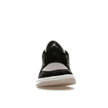 Air Jordan 1 Low SE Black Iced Lilac - Sneakerzone
