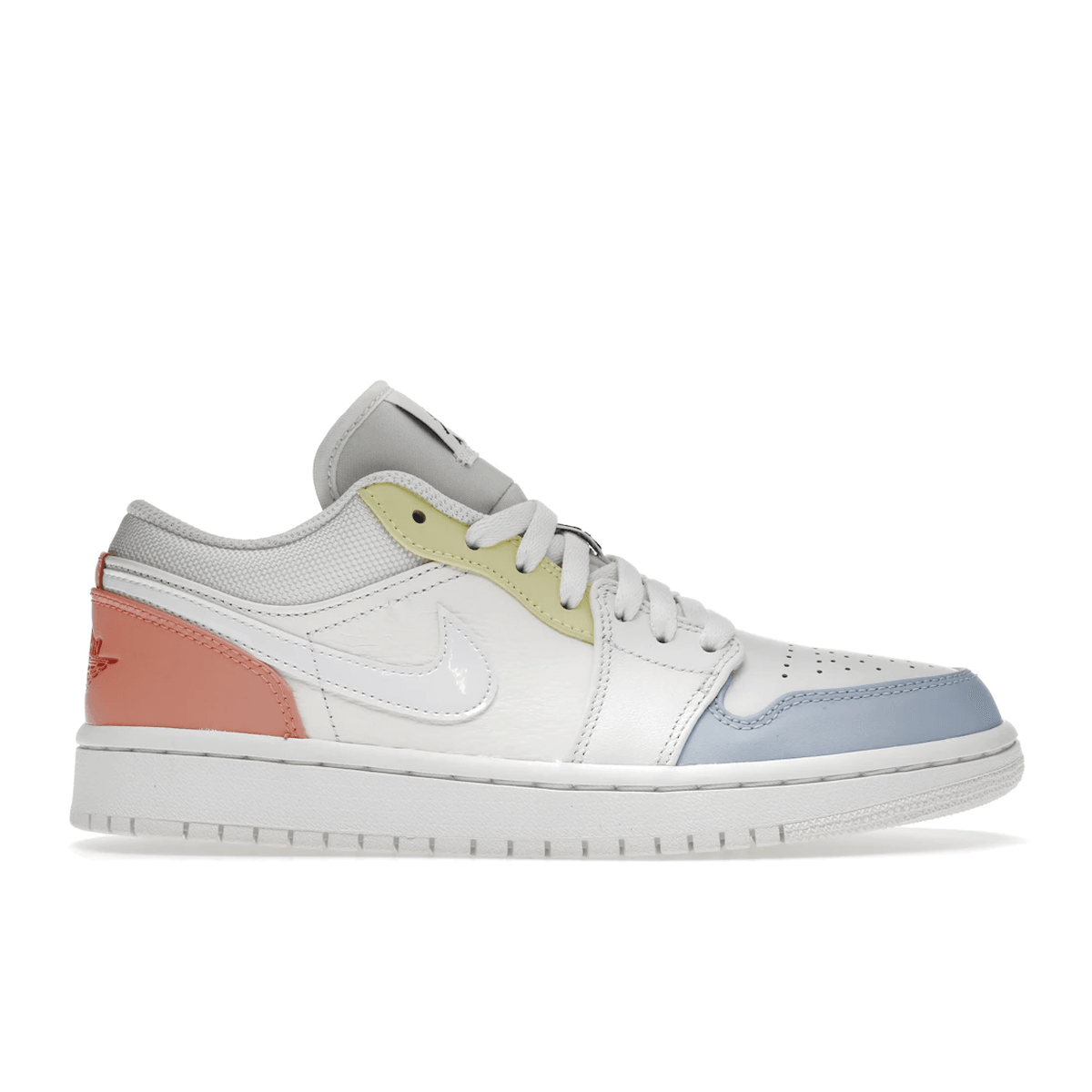 Air Jordan 1 Low To My First Coach - Sneakerzone