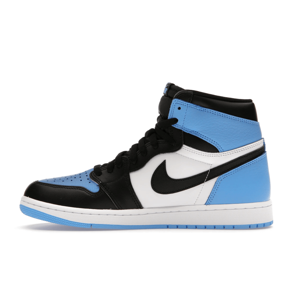 Air Jordan 1 Retro High OG UNC Toe - Sneakerzone