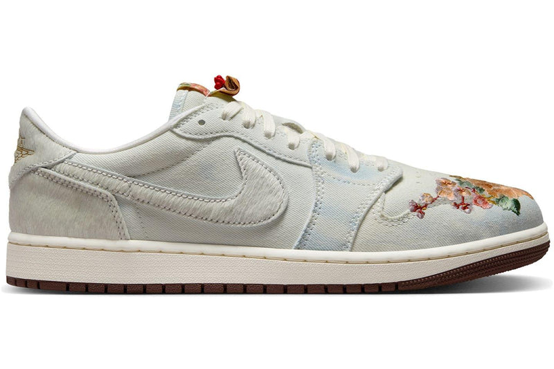 Air Jordan 1 Retro Low OG  Football Grey Sail Light Chocolate product image