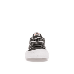 Blazer Low X Sacai Iron Grey - Sneakerzone