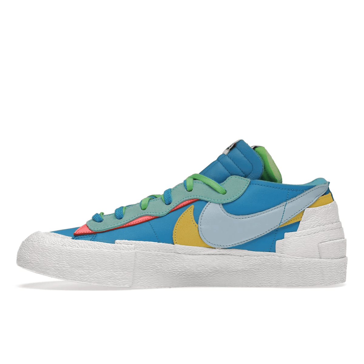 Blazer Low x Sacai x KAWS Neptune Blue - Sneakerzone