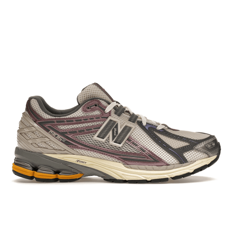 New Balance 1906R Licorice product image