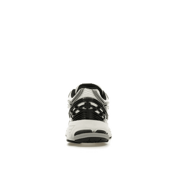New Balance 1906R Silver Metallic Black - Sneakerzone