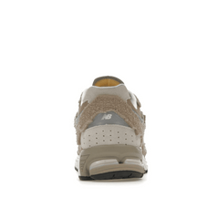 New Balance 2002R Protection Pack Driftwood - Sneakerzone