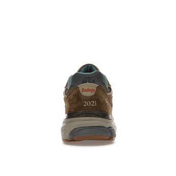 New Balance 990v3 MiUSA Bodega Here To Stay - Sneakerzone