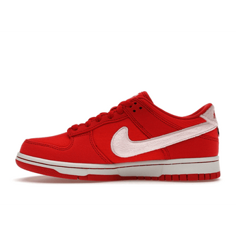 Nike Dunk Low Valentine's Day - Sneakerzone