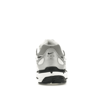Nike P-6000 Metallic Silver - Sneakerzone