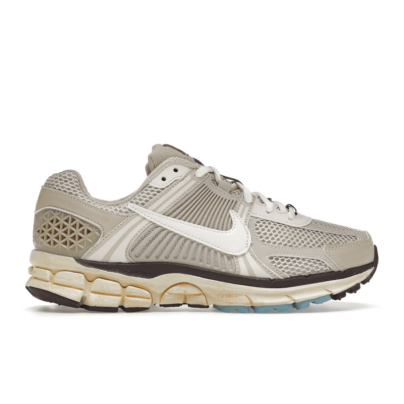 Nike Zoom Vomero 5 Oatmeal product image